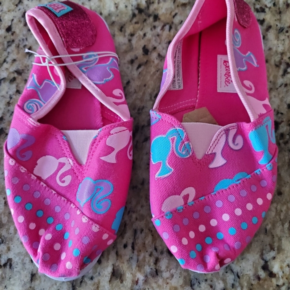 Barbie shoes - Picture 2 of 5